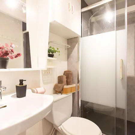 Appart. 4 Pers. Près De Saint Lary Avec Navette Gratuite Et Forfaits Ski! - Fr-1-296-327